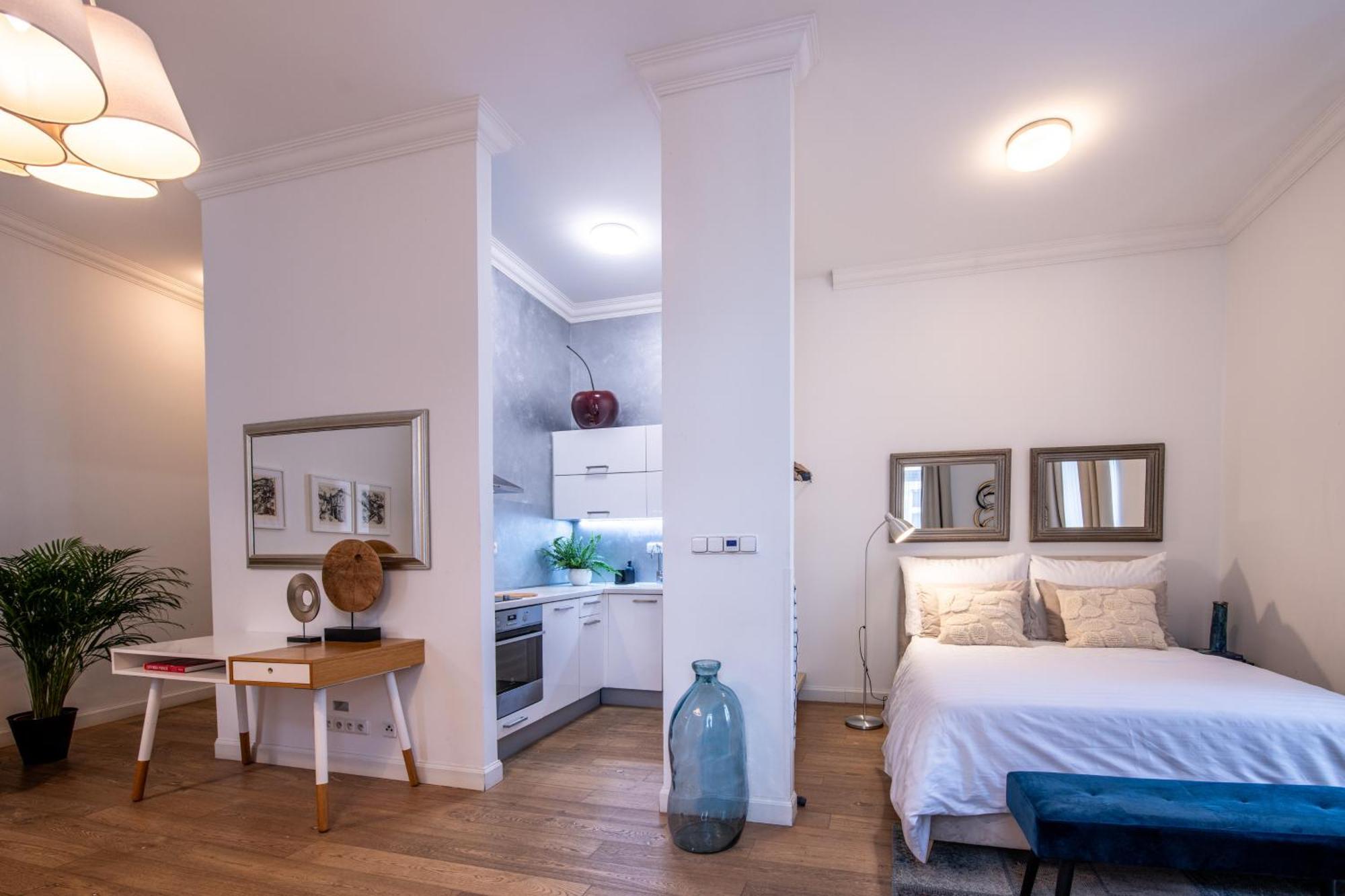 Modern Downtown Apt - Renovated, On Ideal Location Praga Exterior foto