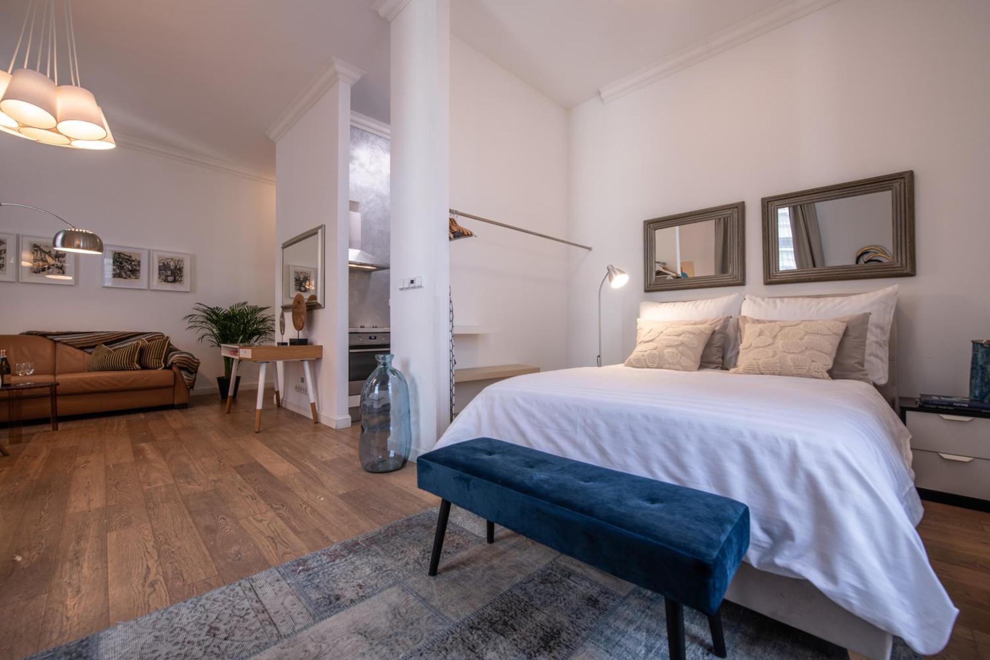 Modern Downtown Apt - Renovated, On Ideal Location Praga Exterior foto
