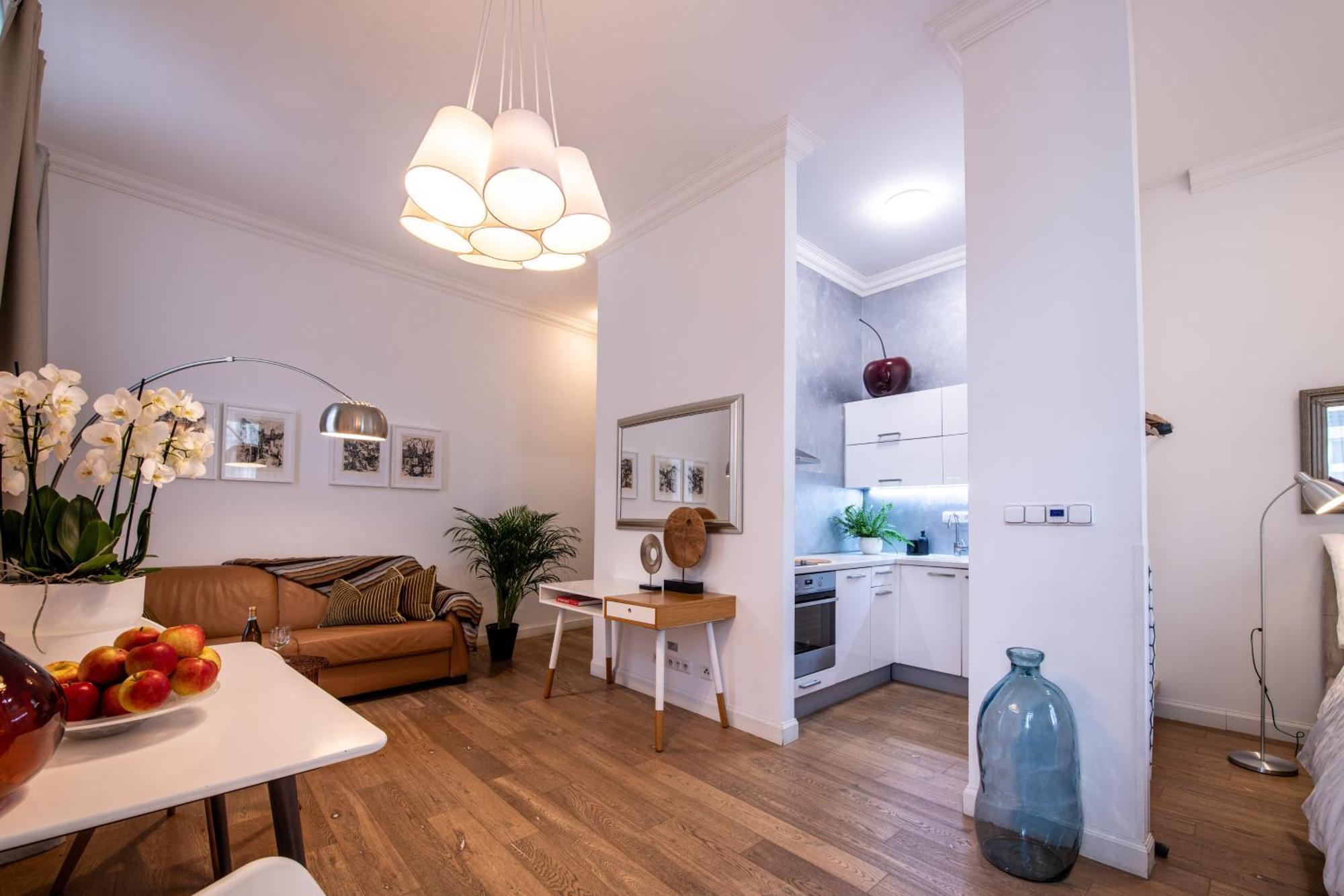 Modern Downtown Apt - Renovated, On Ideal Location Praga Exterior foto